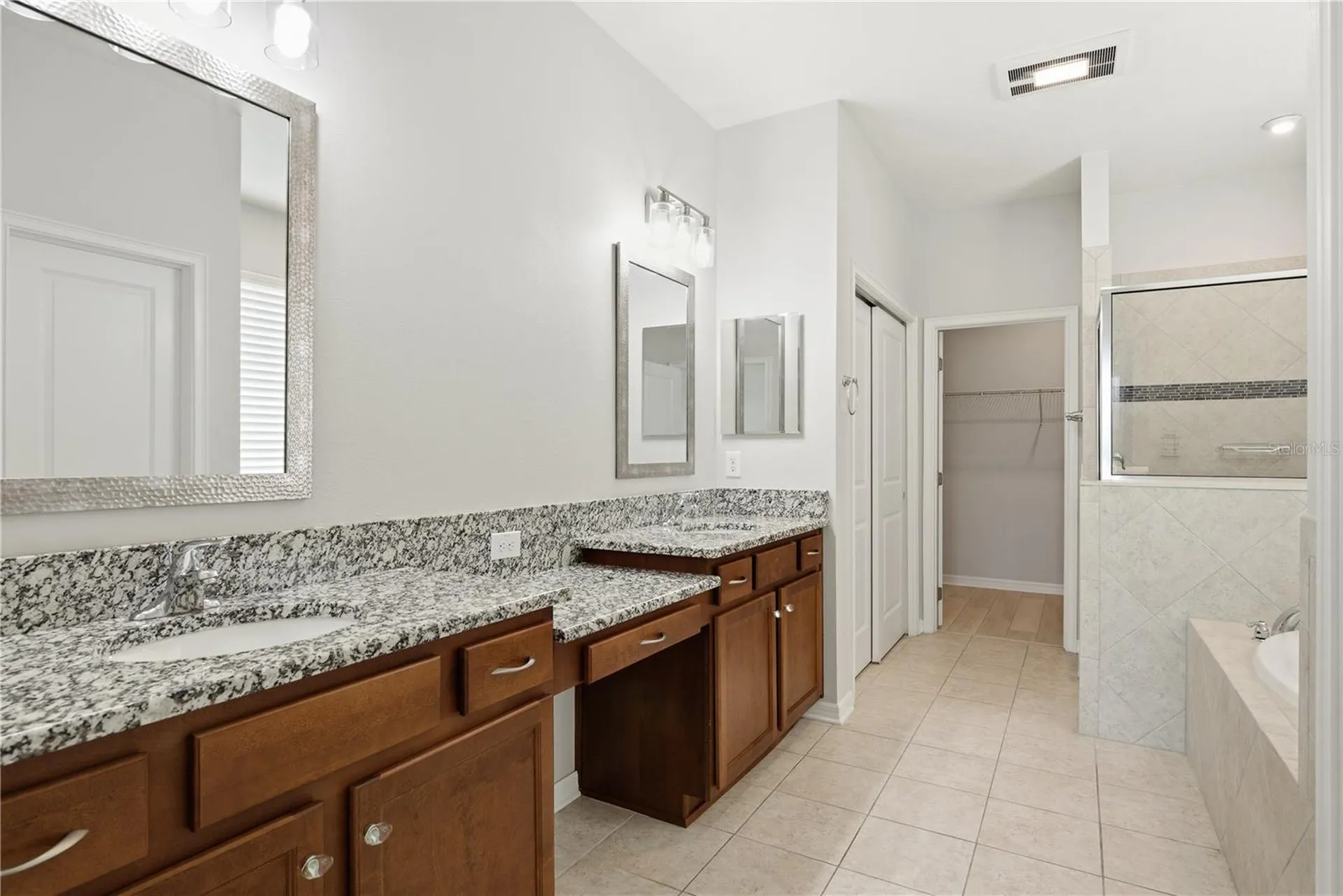 6410 Falling Oak Trail Wesley Chapel FL 33545