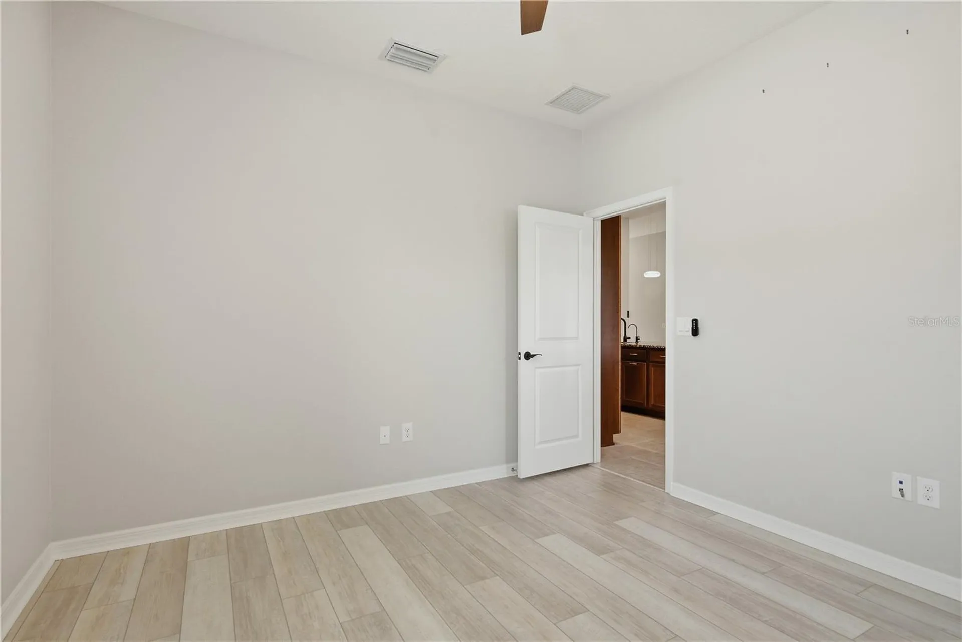 6410 Falling Oak Trail Wesley Chapel FL 33545