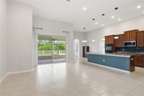 6410 Falling Oak Trail Wesley Chapel FL 33545