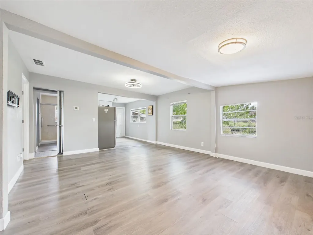 605 S Disston Avenue Tarpon Springs FL 34689