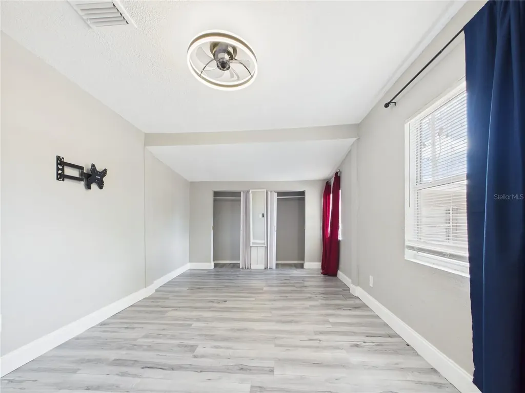 605 S Disston Avenue Tarpon Springs FL 34689