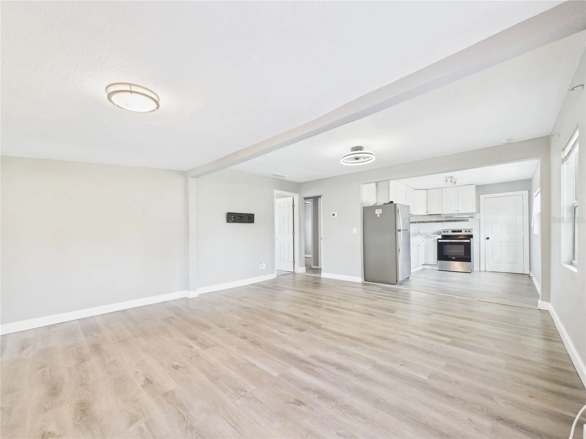 605 S Disston Avenue Tarpon Springs FL 34689