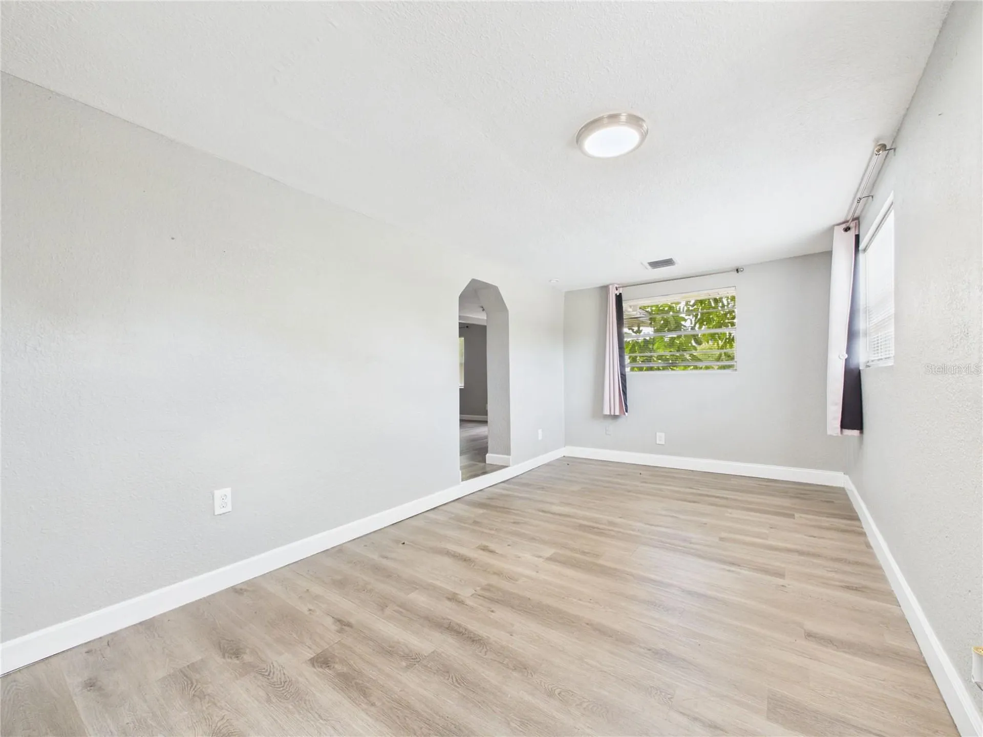 605 S Disston Avenue Tarpon Springs FL 34689