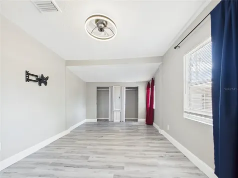 605 S Disston Avenue Tarpon Springs FL 34689