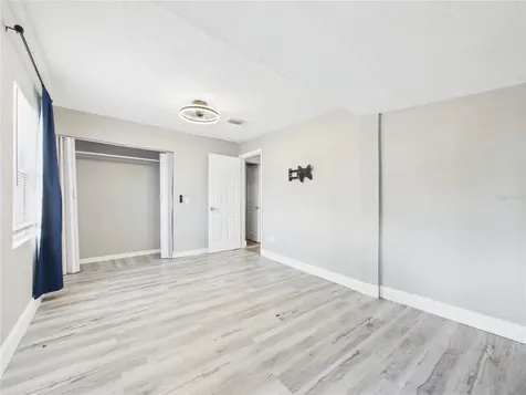 605 S Disston Avenue Tarpon Springs FL 34689