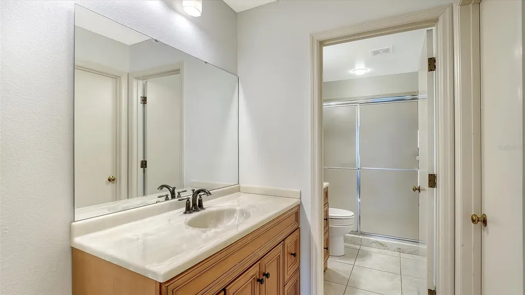 4429 Oakley Greene Sarasota FL 34235
