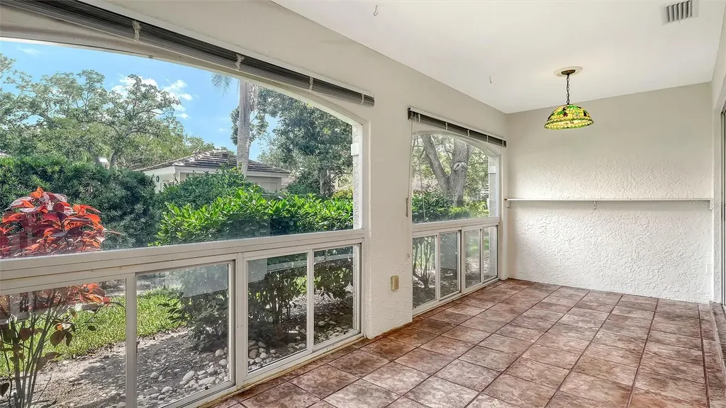 4429 Oakley Greene Sarasota FL 34235
