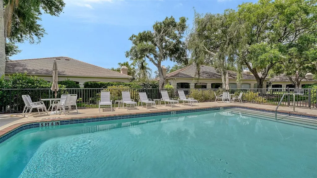4429 Oakley Greene Sarasota FL 34235