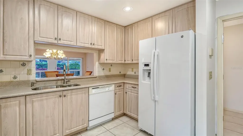 4429 Oakley Greene Sarasota FL 34235