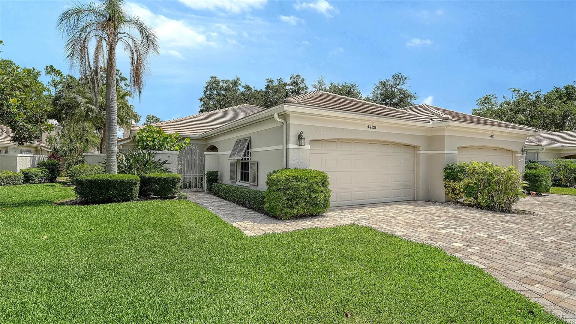 4429 Oakley Greene Sarasota FL 34235