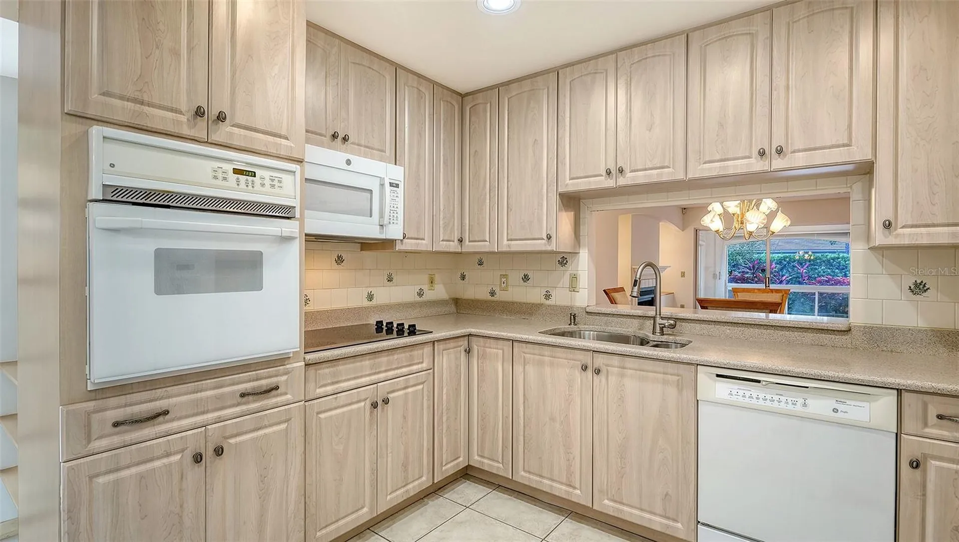4429 Oakley Greene Sarasota FL 34235