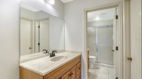 4429 Oakley Greene Sarasota FL 34235
