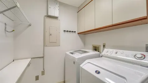 4429 Oakley Greene Sarasota FL 34235
