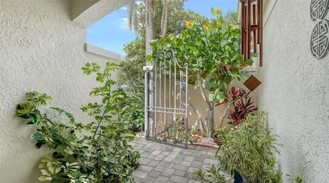 4429 Oakley Greene Sarasota FL 34235