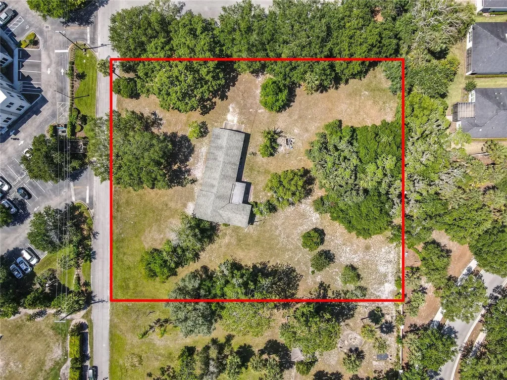 10 Mirror Lake Drive Ormond Beach FL 32174