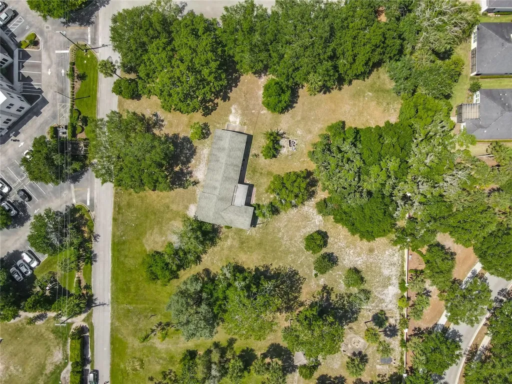 10 Mirror Lake Drive Ormond Beach FL 32174