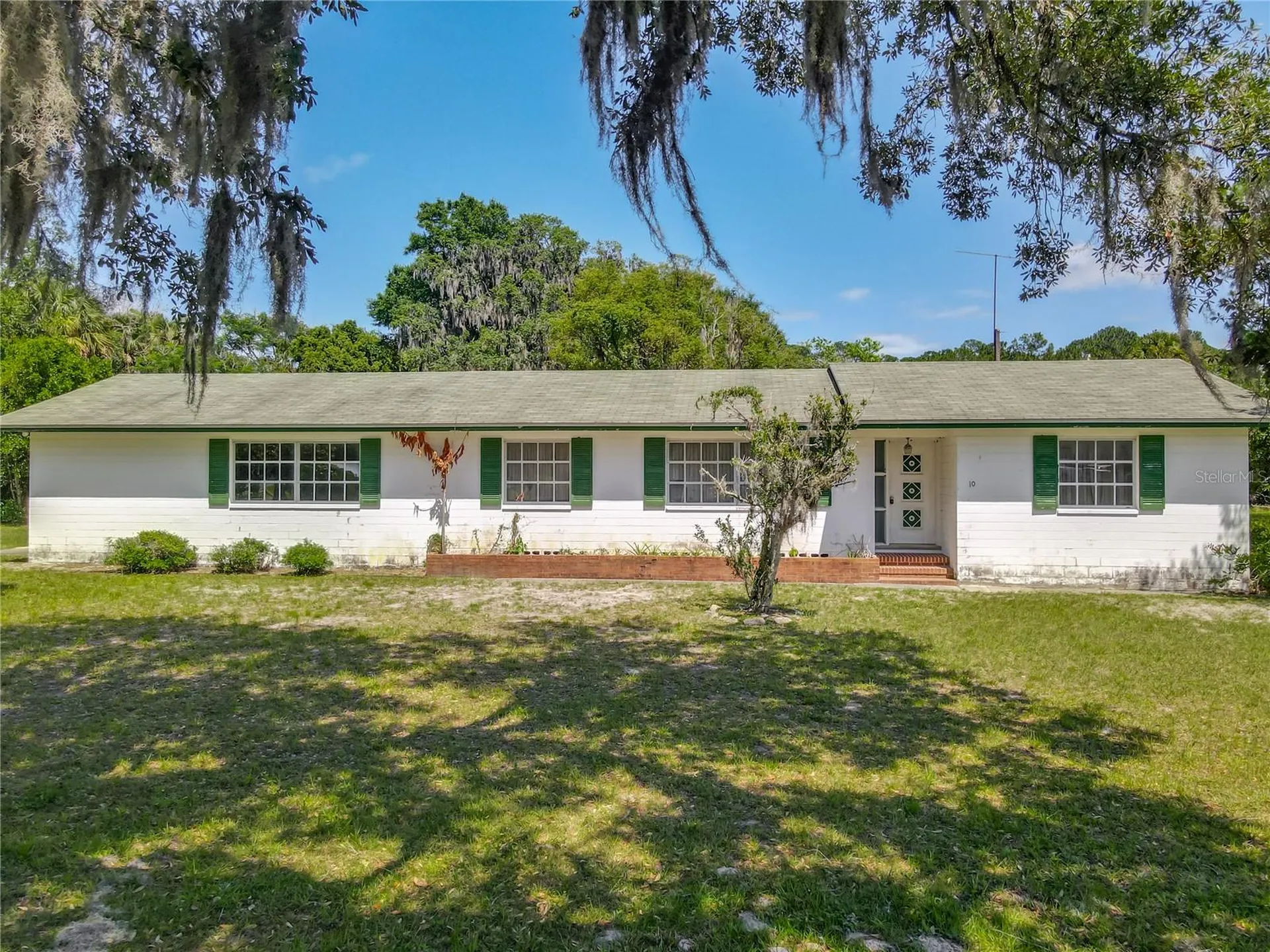 10 Mirror Lake Drive Ormond Beach FL 32174