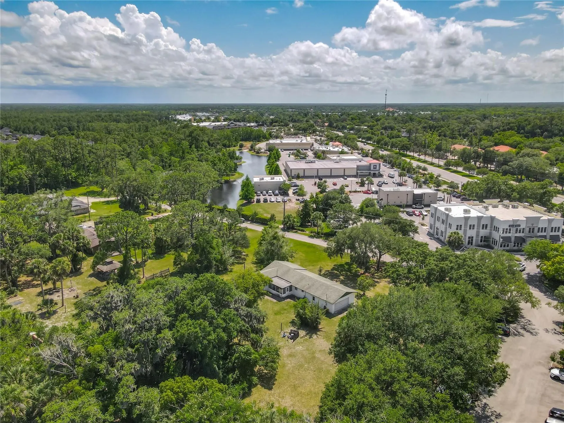 10 Mirror Lake Drive Ormond Beach FL 32174