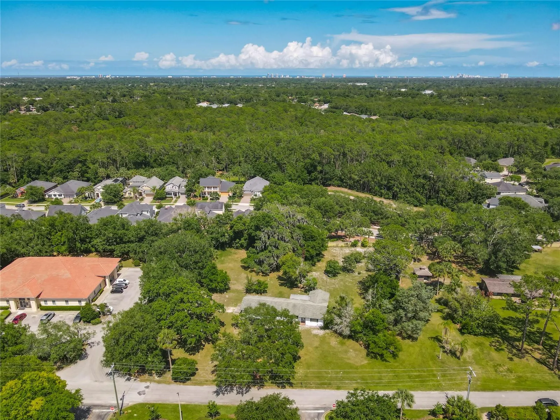 10 Mirror Lake Drive Ormond Beach FL 32174