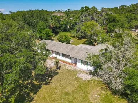 10 Mirror Lake Drive Ormond Beach FL 32174