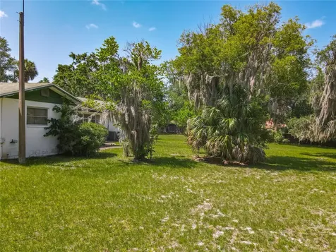 10 Mirror Lake Drive Ormond Beach FL 32174