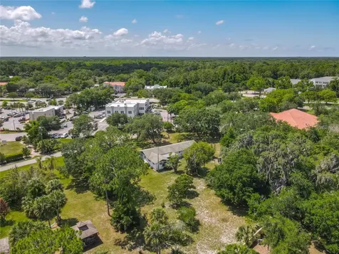 10 Mirror Lake Drive Ormond Beach FL 32174