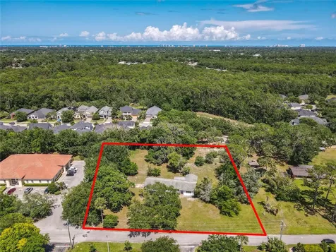 10 Mirror Lake Drive Ormond Beach FL 32174