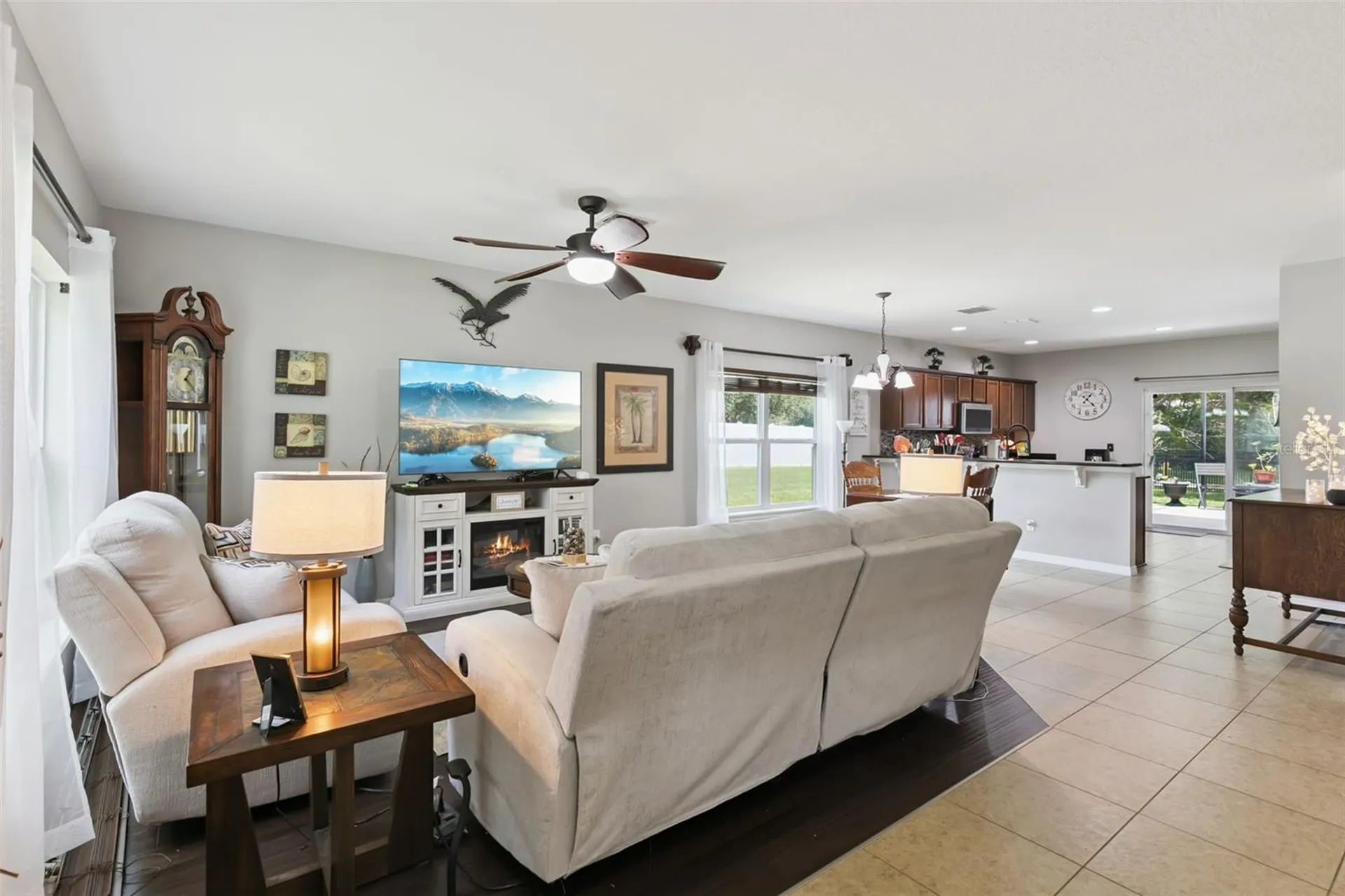 913 Bending Oak Trail Winter Garden FL 34787