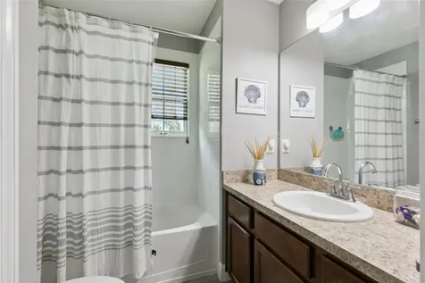 913 Bending Oak Trail Winter Garden FL 34787