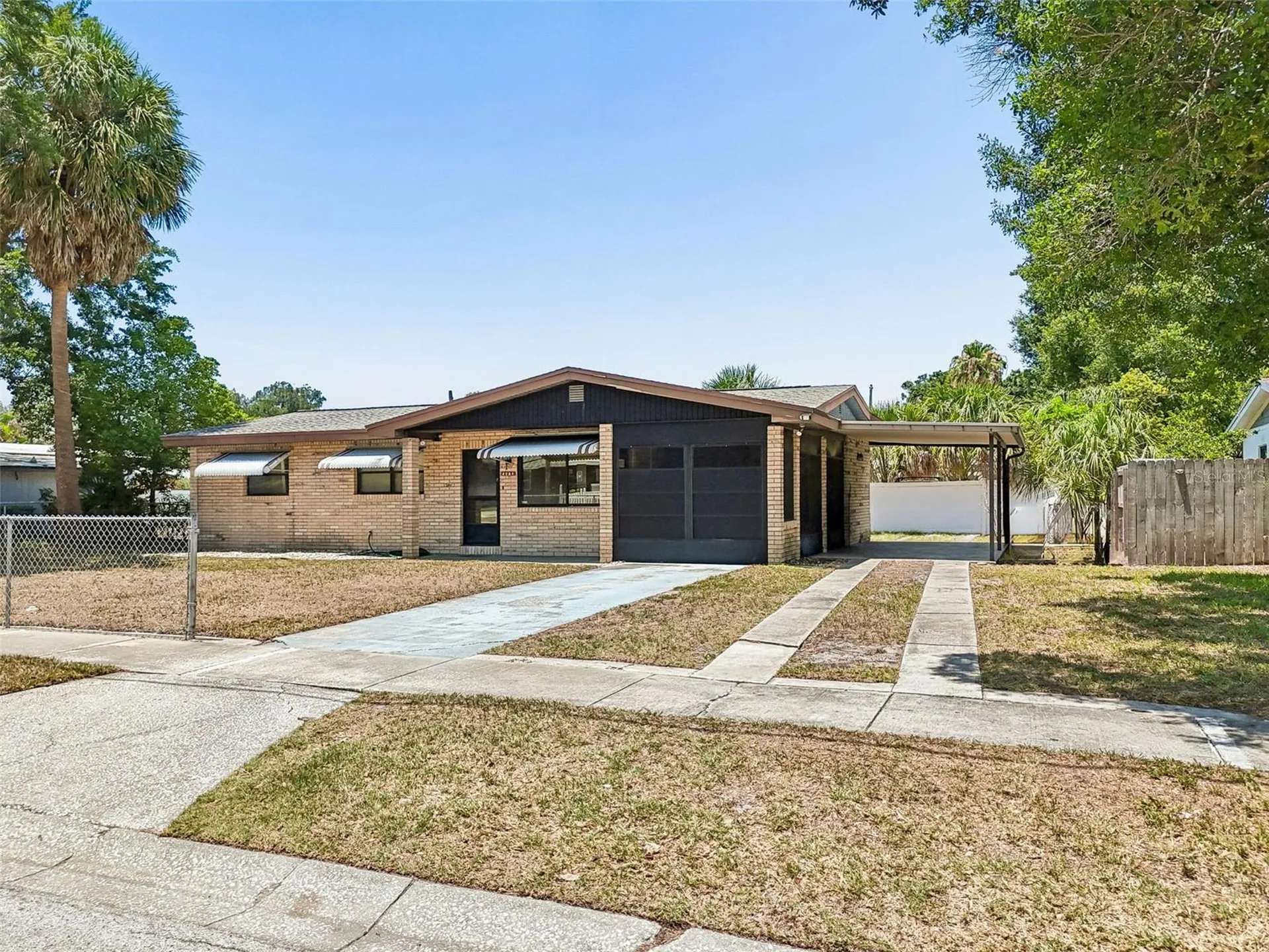 4721 W Fairview Heights Tampa FL 33616