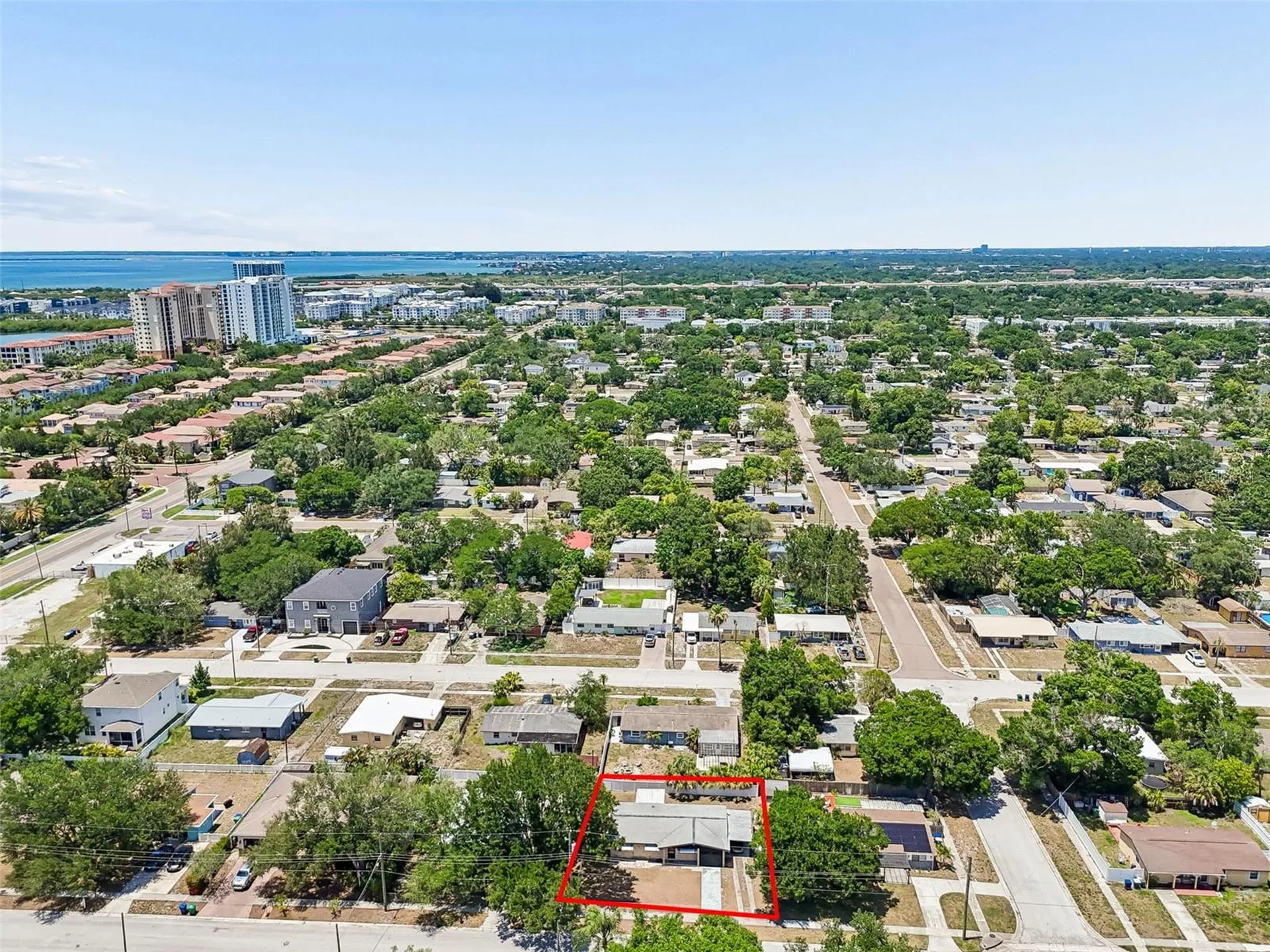 4721 W Fairview Heights Tampa FL 33616