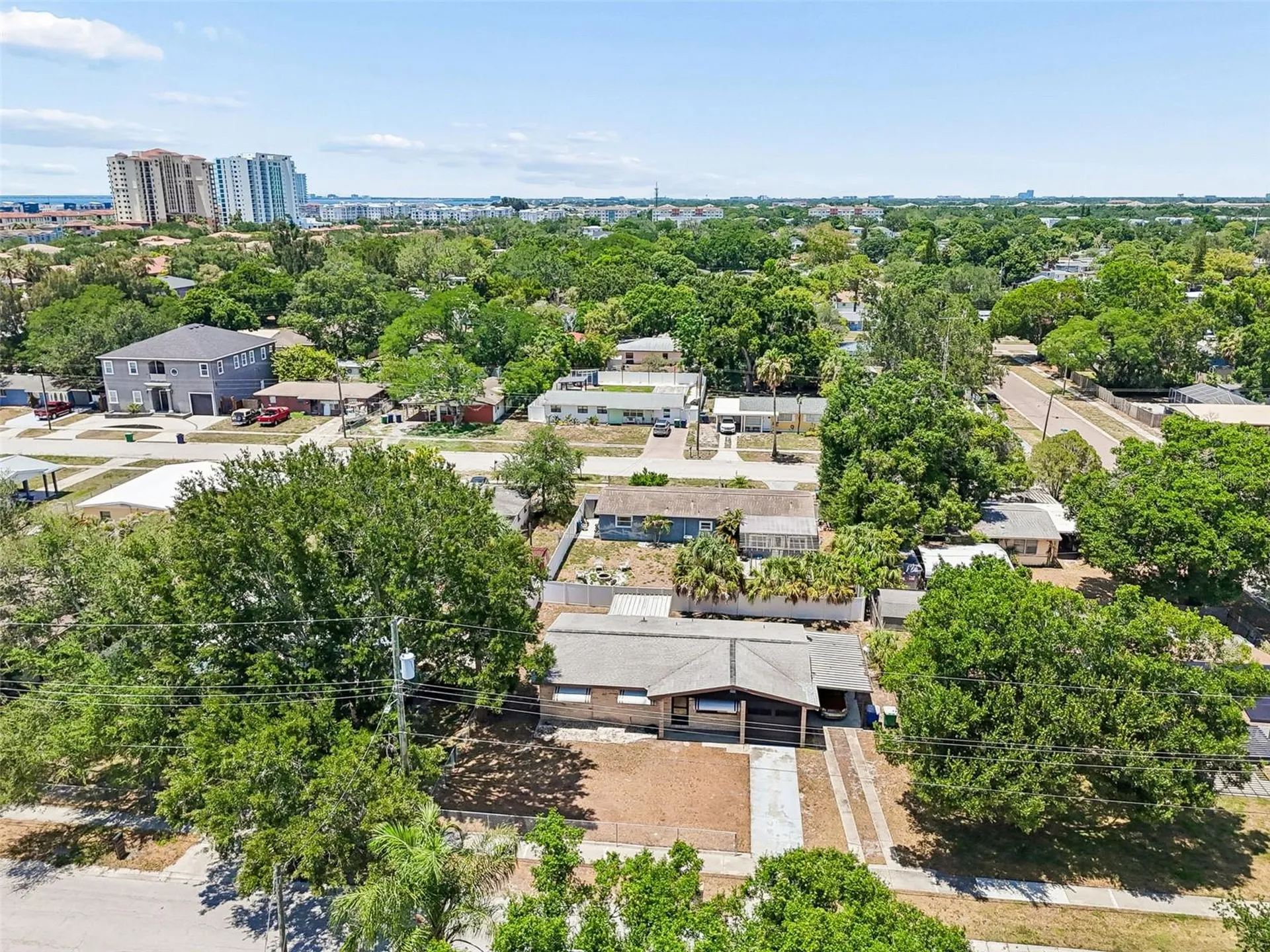 4721 W Fairview Heights Tampa FL 33616