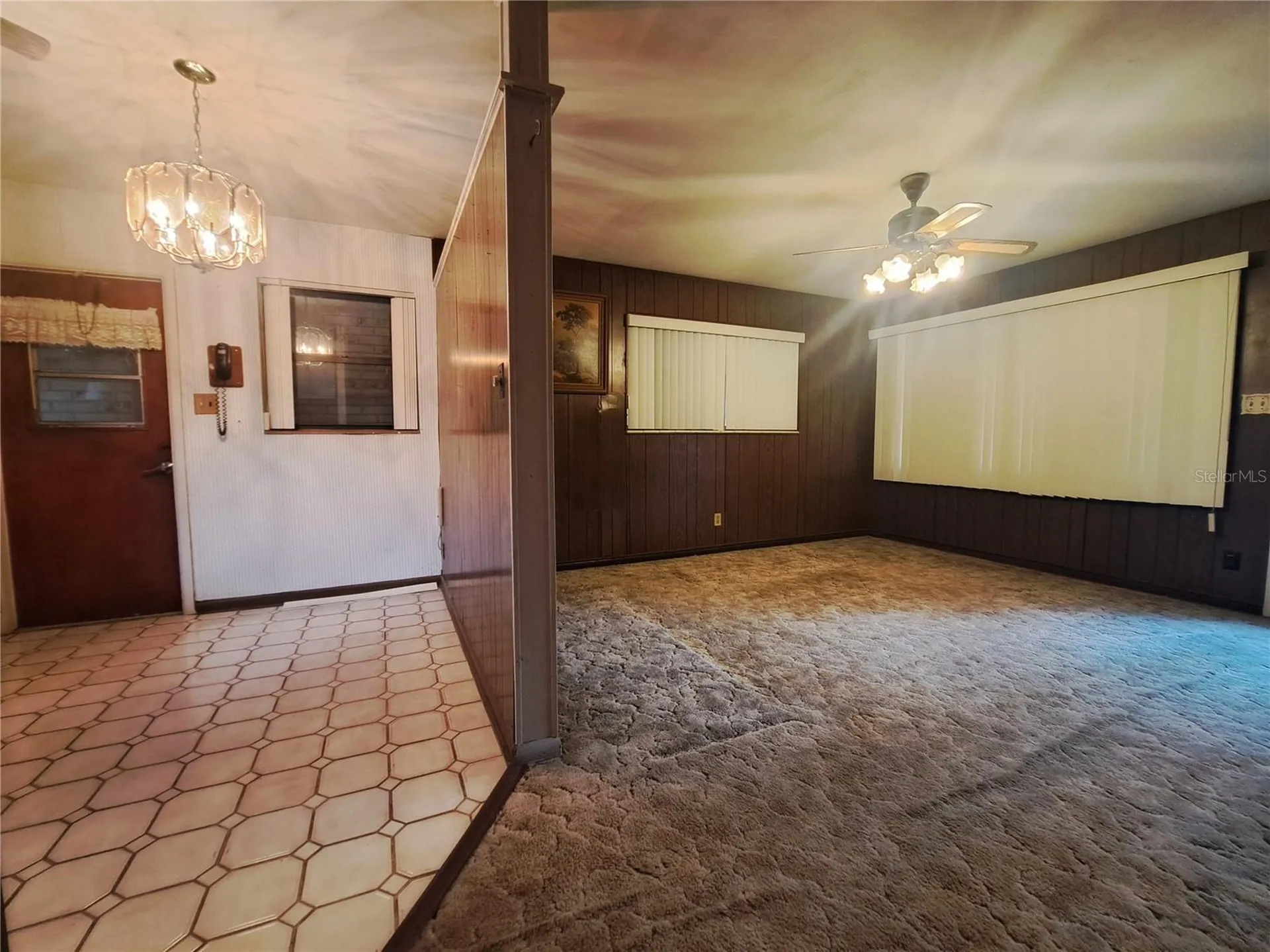 4721 W Fairview Heights Tampa FL 33616