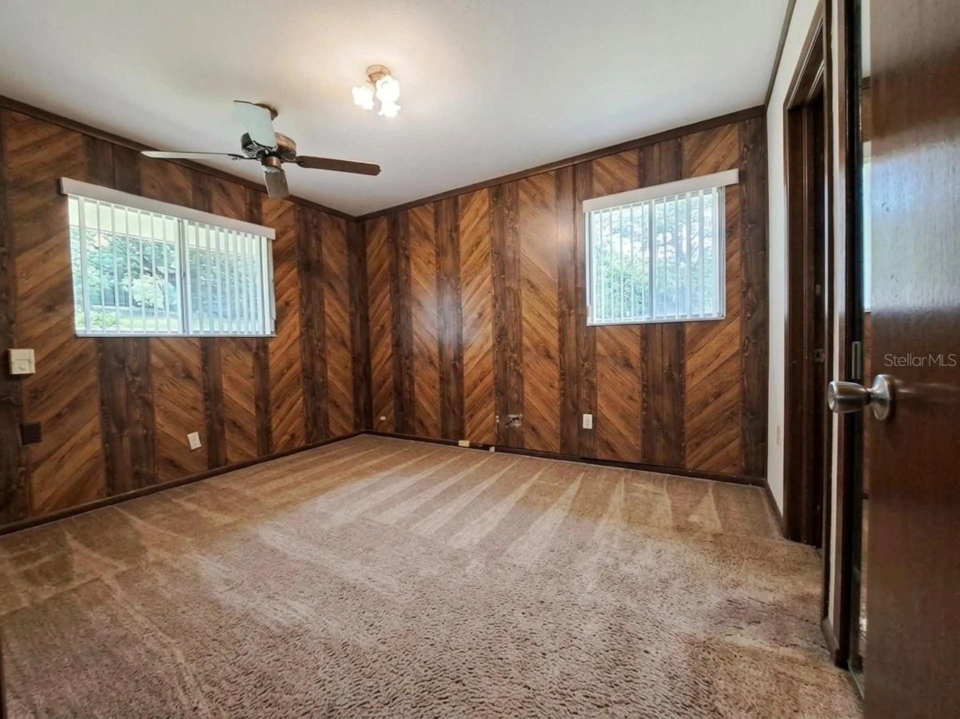 4721 W Fairview Heights Tampa FL 33616
