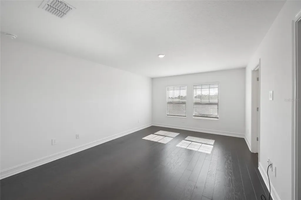 3463 Silent Gardens Cove Wesley Chapel FL 33543