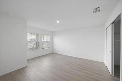 3463 Silent Gardens Cove Wesley Chapel FL 33543