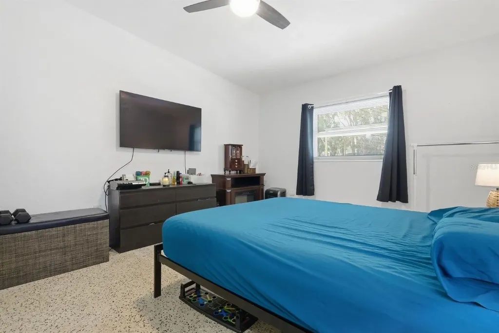 5126 104th Street N St Petersburg FL 33708