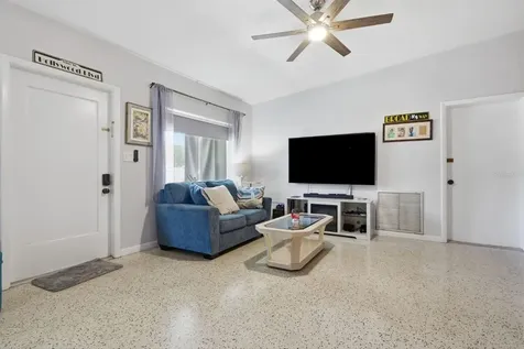 5126 104th Street N St Petersburg FL 33708