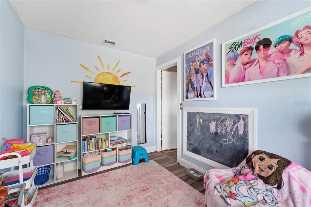 10214 N Woodmere Road Tampa FL 33617