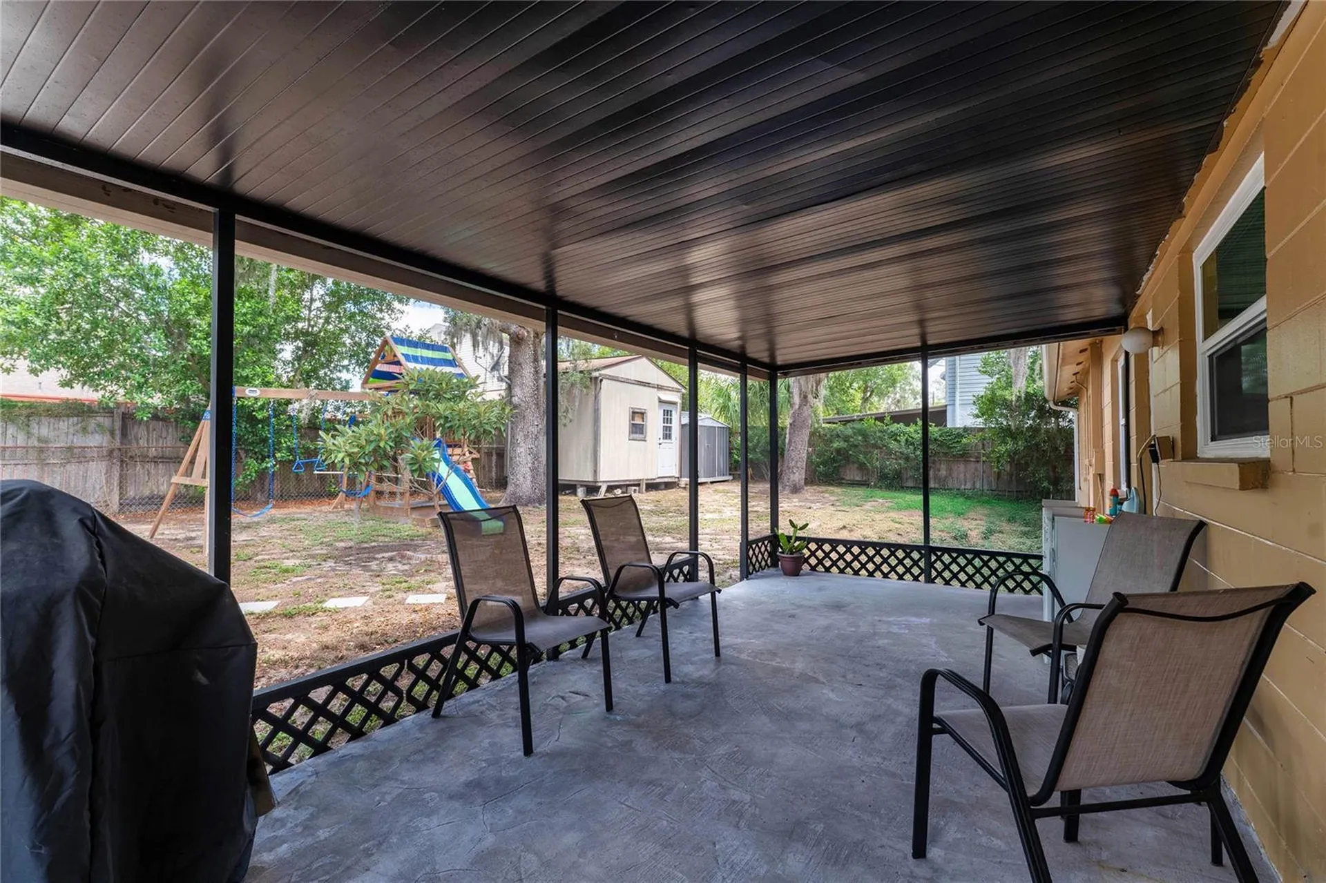10214 N Woodmere Road Tampa FL 33617