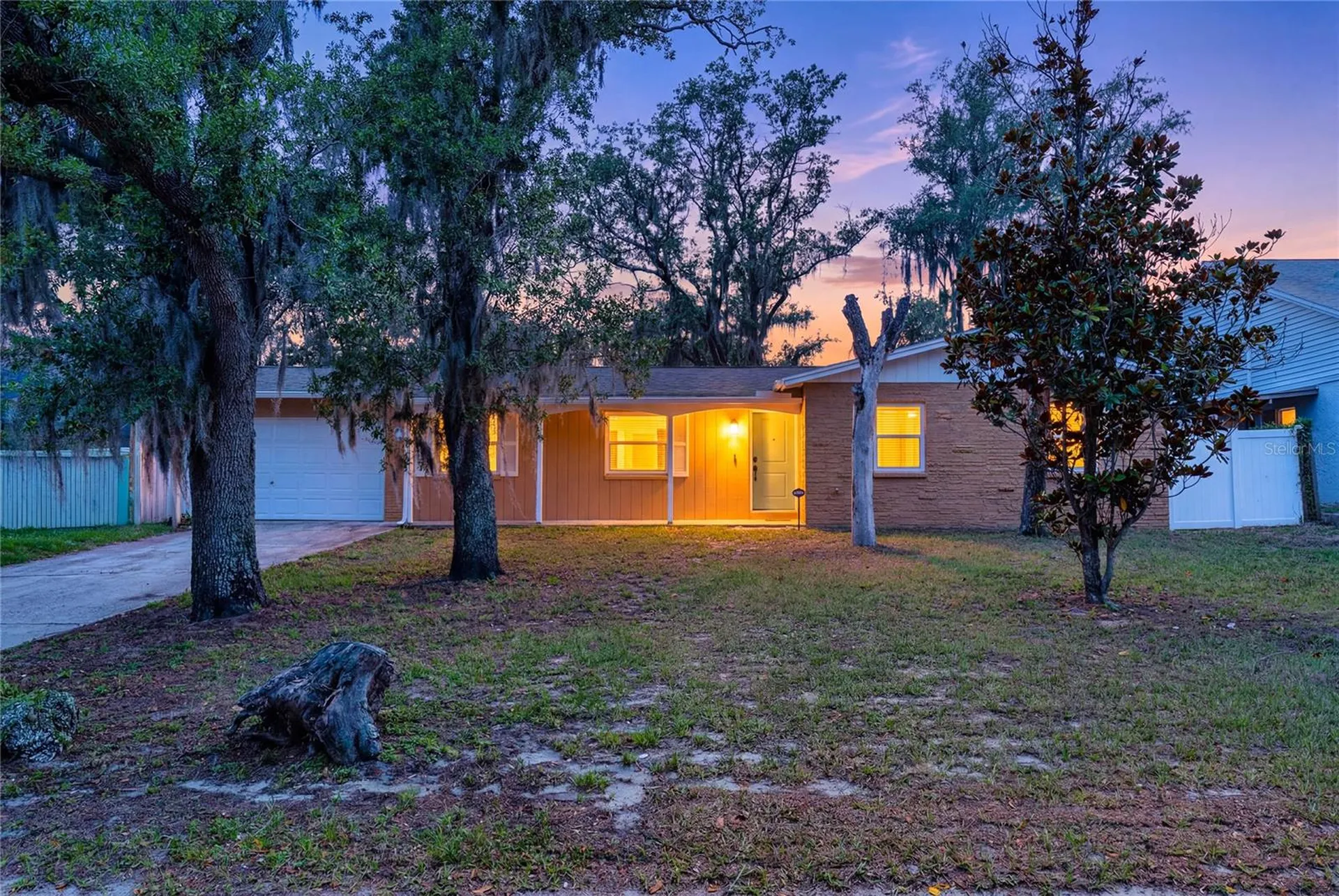10214 N Woodmere Road Tampa FL 33617