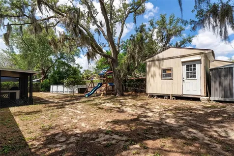 10214 N Woodmere Road Tampa FL 33617