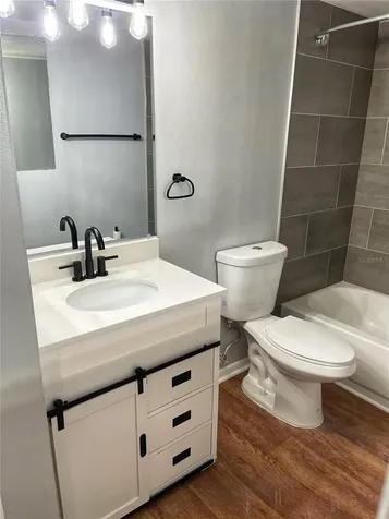 2846 Somerset Park Drive Tampa FL 33613