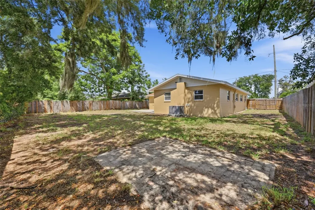 2314 Queensway Road Orlando FL 32808