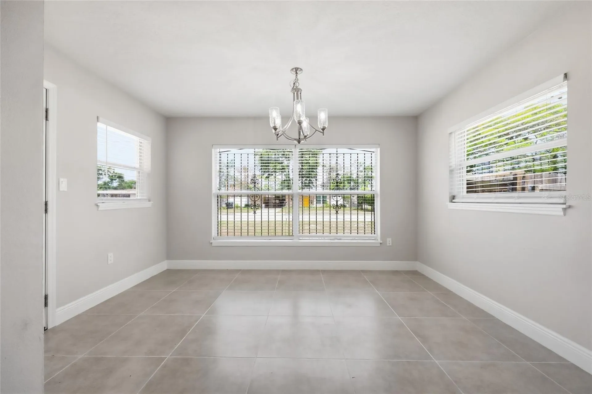 2314 Queensway Road Orlando FL 32808