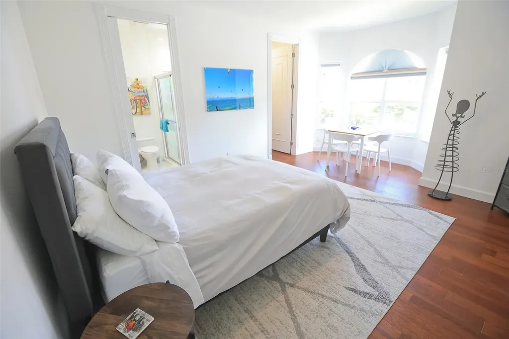 3527 Fair Oaks Lane Longboat Key FL 34228