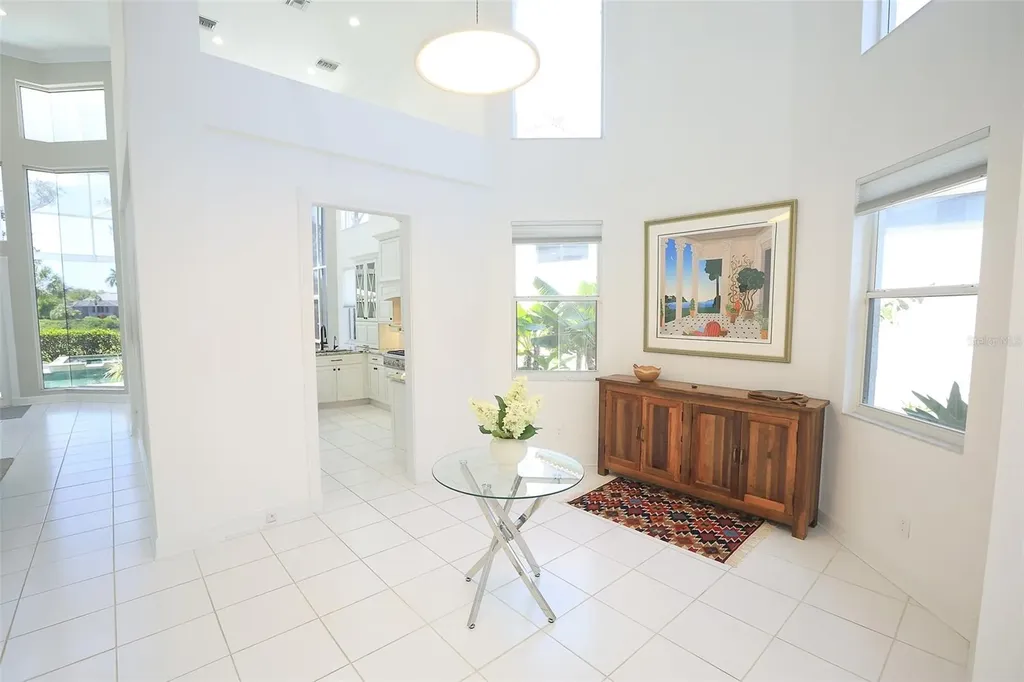 3527 Fair Oaks Lane Longboat Key FL 34228