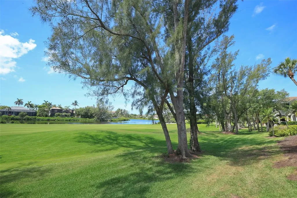 3527 Fair Oaks Lane Longboat Key FL 34228