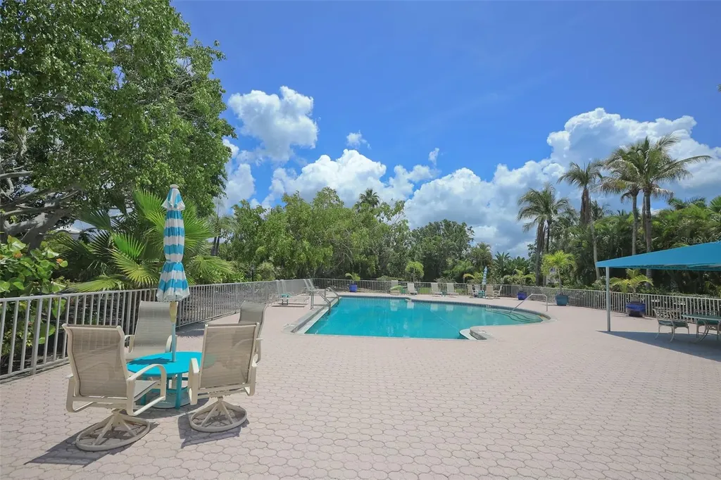 3527 Fair Oaks Lane Longboat Key FL 34228