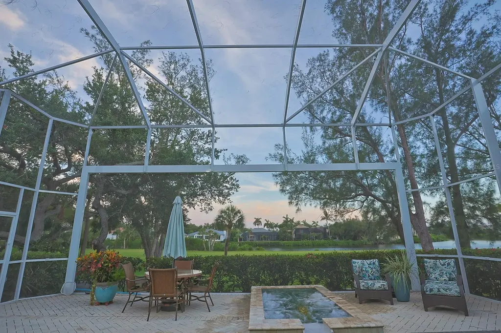 3527 Fair Oaks Lane Longboat Key FL 34228